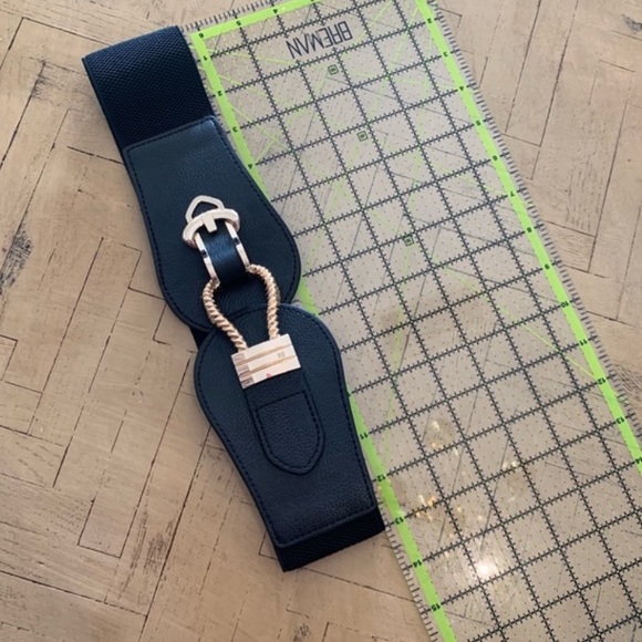 Black & Gold Wide Stretchy Belt Retro Boho 80s 90s - Picture 7 of 8